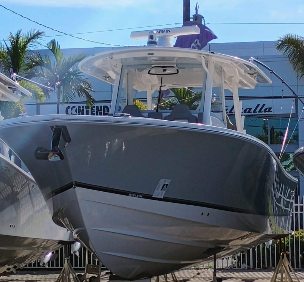 2024 Regulator 37 - Gallery Image