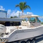 2025 Grady-White Canyon 326 - Gallery Image