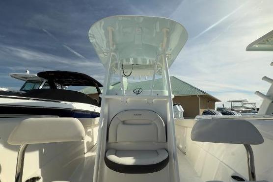 2024 Sailfish 242 CC - Gallery Image