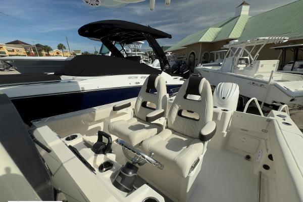 2024 Sailfish 242 CC - Gallery Image