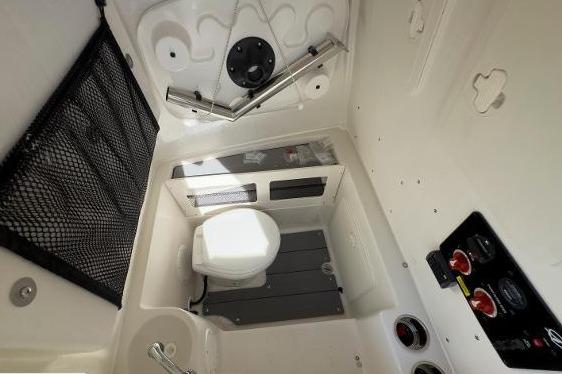 2024 Sailfish 242 CC - Gallery Image