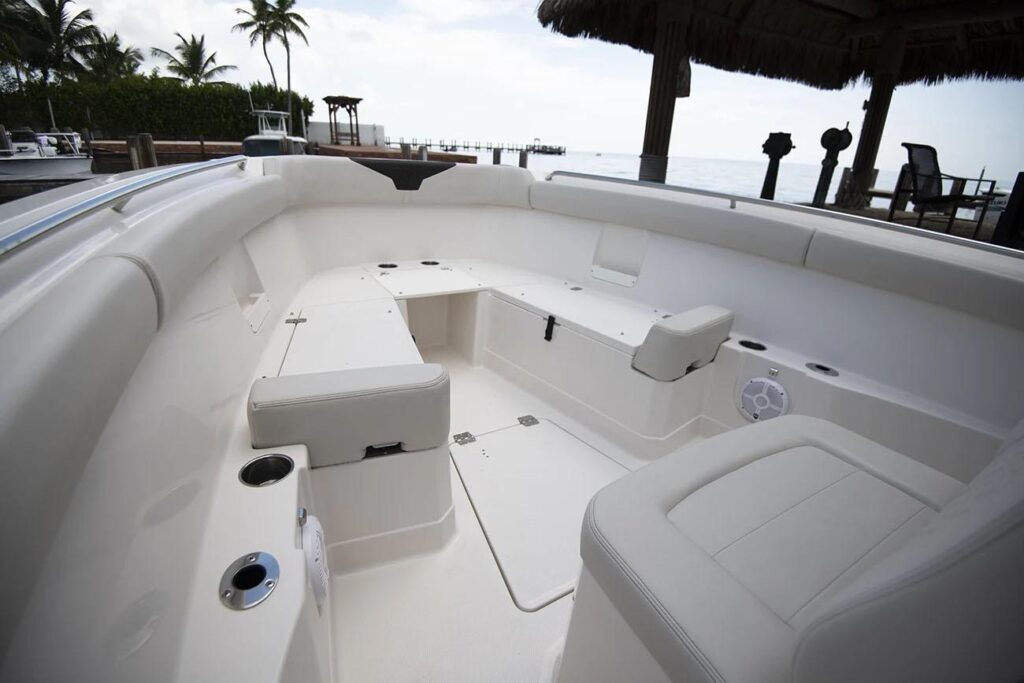 2024 Sailfish 272 CC - Gallery Image